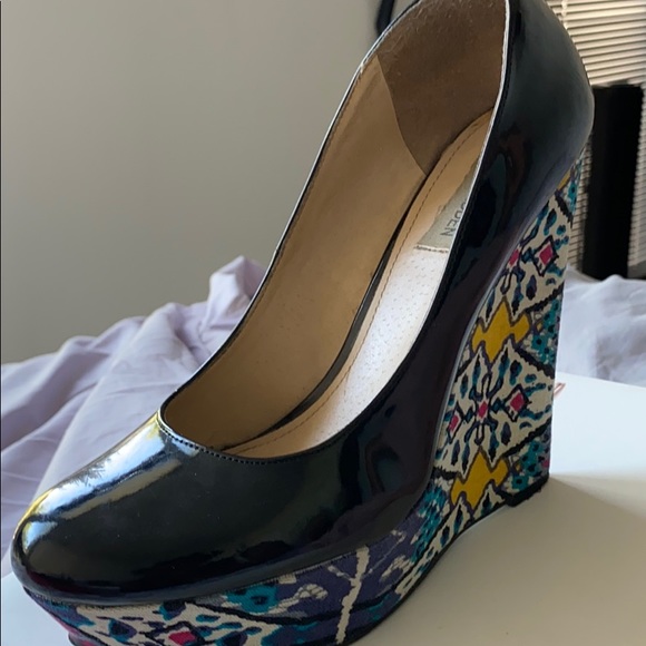 Steve Madden - Picture 2 of 4